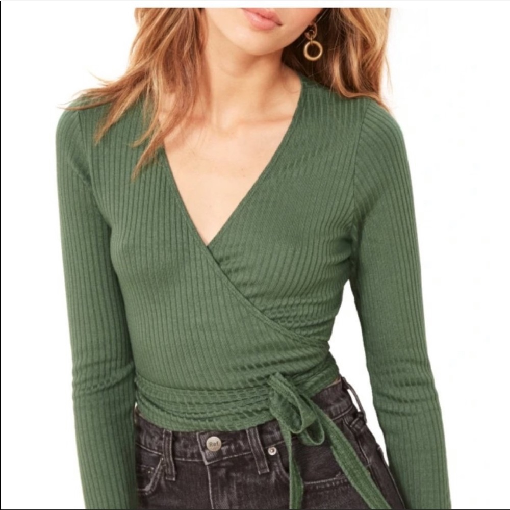 reformation petalo wrap crop top sz M